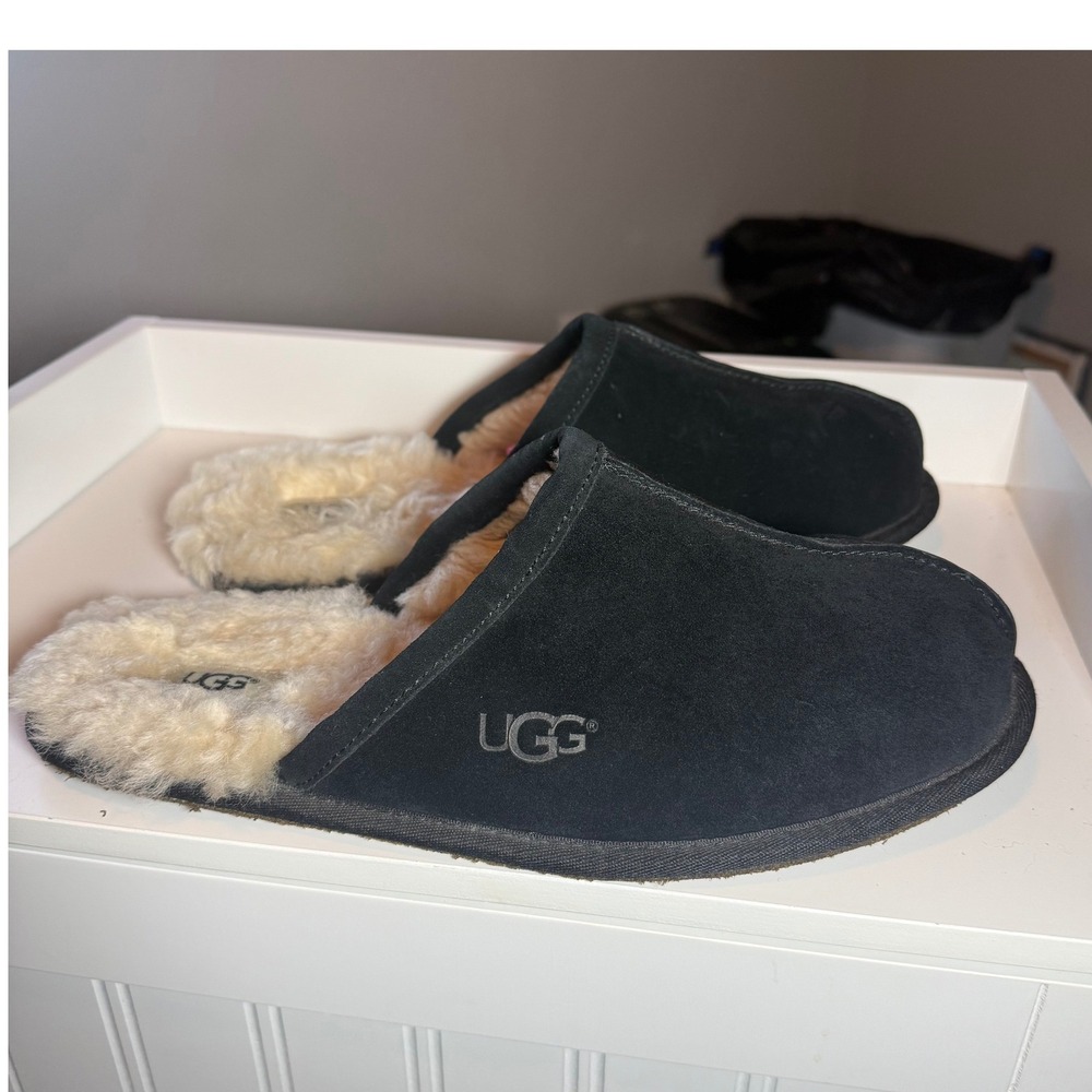 UGG Scuff Black Suede Sheepskin Lined Slippers 1101111 Womens 10